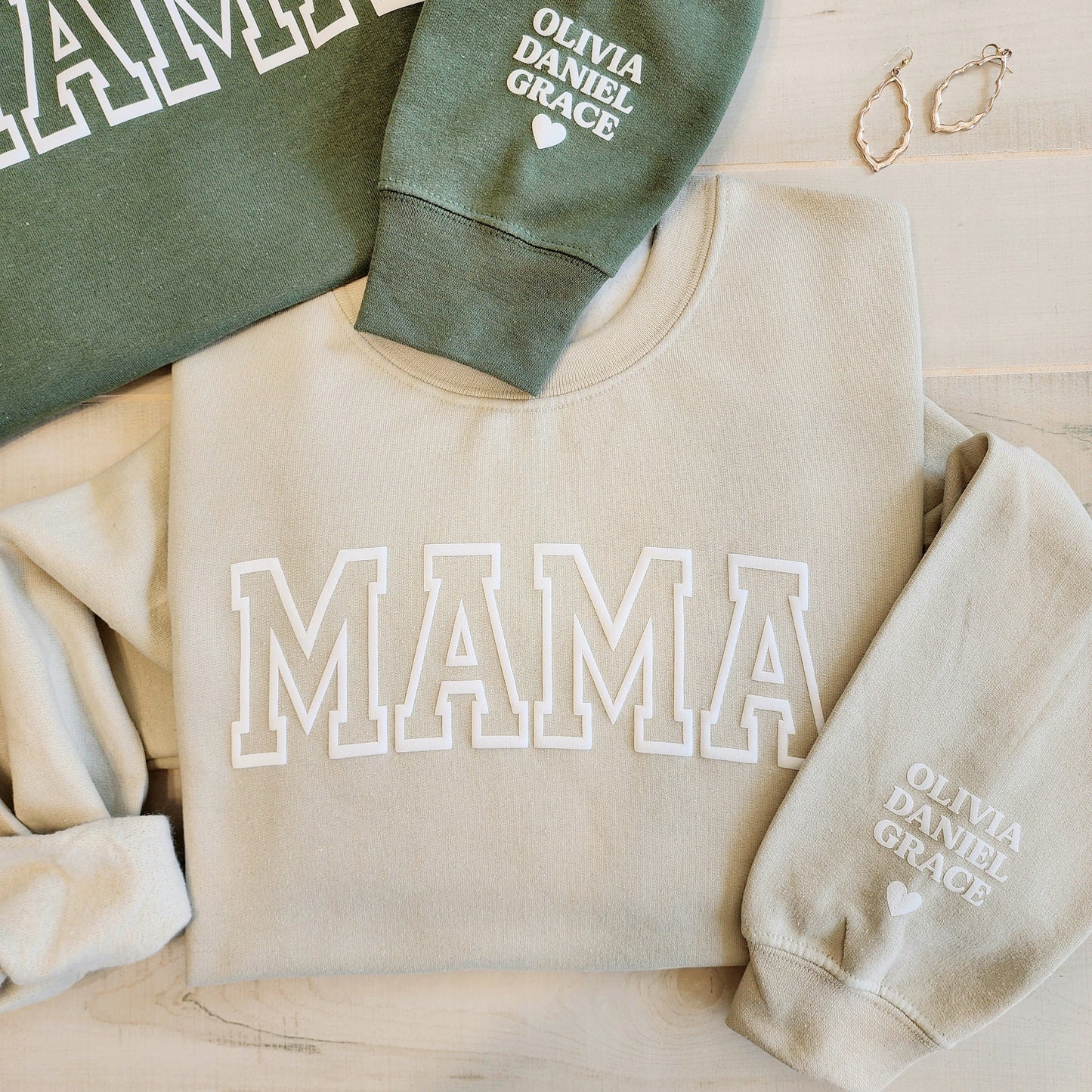 Mama Keepsake Sweatshirt with Puff Lettering, Personalized Kid Names on Sleeve, Mama Sweater, New Mom Gift, Shower Gift, Sand OUTLINE