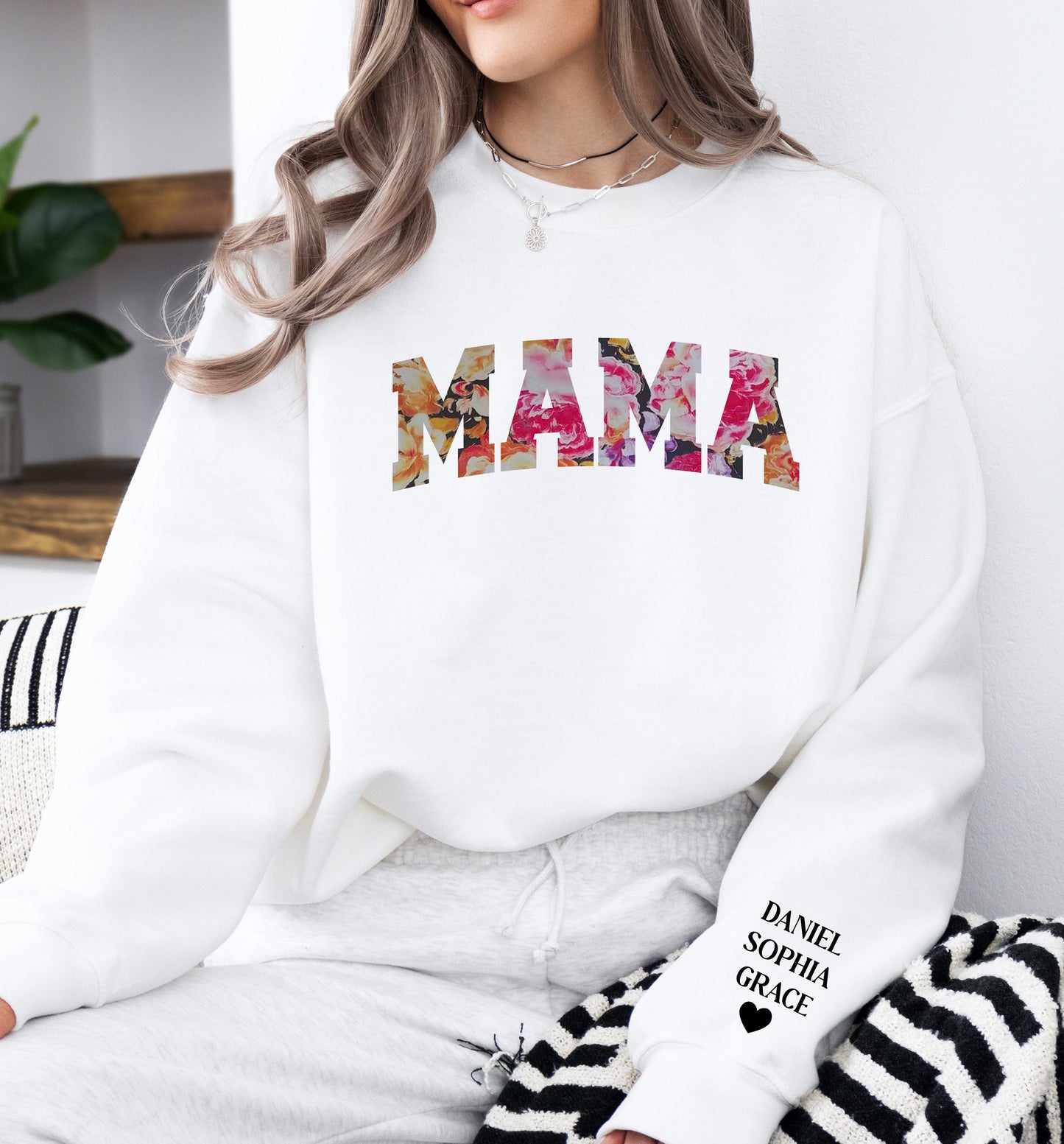 Mama Keepsake Sweatshirt in Metallic Flower Pattern, Personalized Kid Names on Sleeve, Mama Sweater, New Mom Gift, Mama Shirt