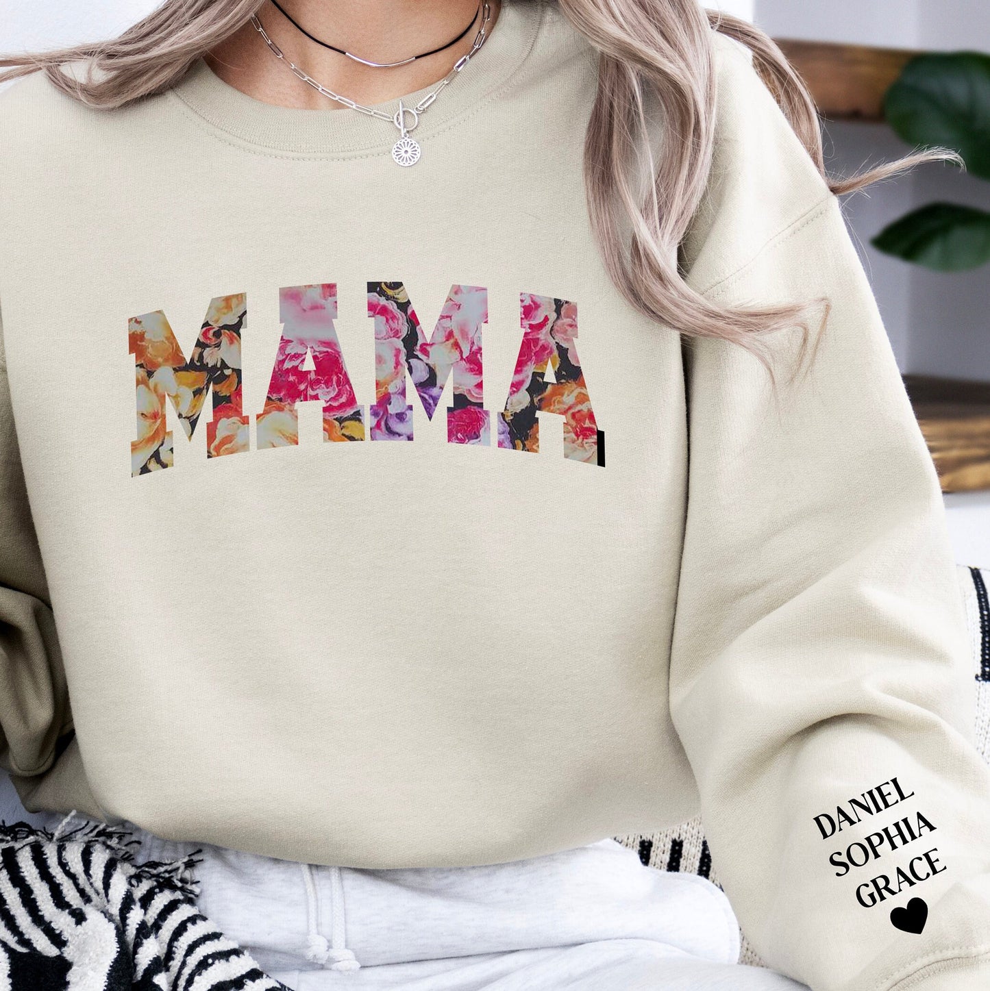 Mama Keepsake Sweatshirt in Metallic Flower Pattern, Personalized Kid Names on Sleeve, Mama Sweater, New Mom Gift, Mama Shirt